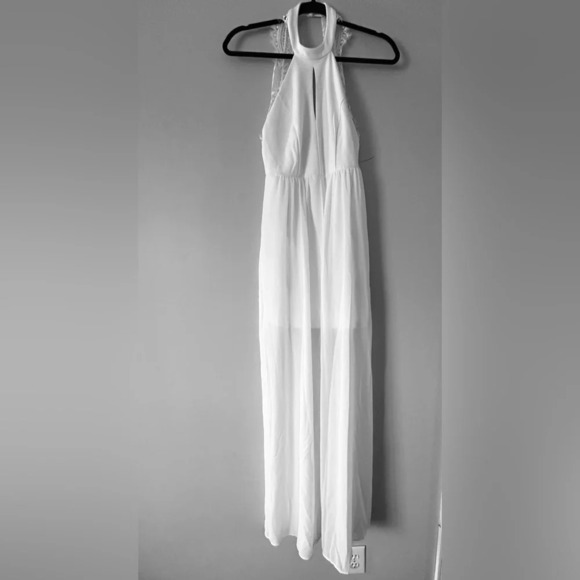 Lulus Dresses & Skirts - Lulus My Beloved Lace Maxi Dress Women Small White Keyhole Open Back Layer NWOT